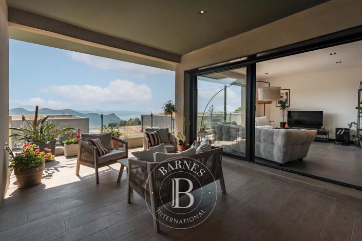 Image No.2-Appartement de 3 chambres à vendre à Saint-Florent