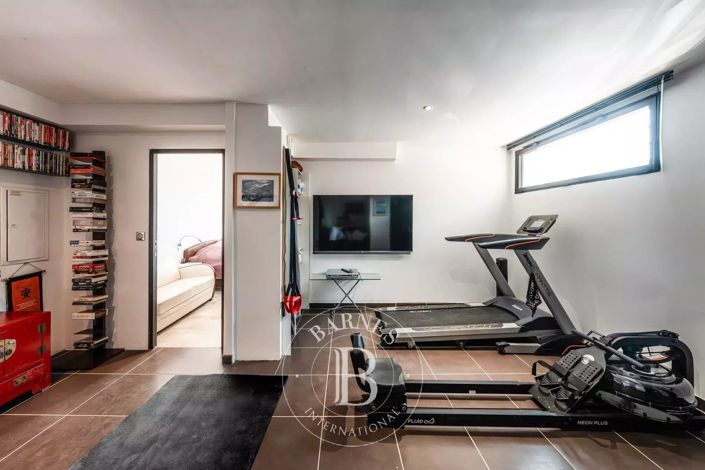 Image No.11-4 Bed House for sale