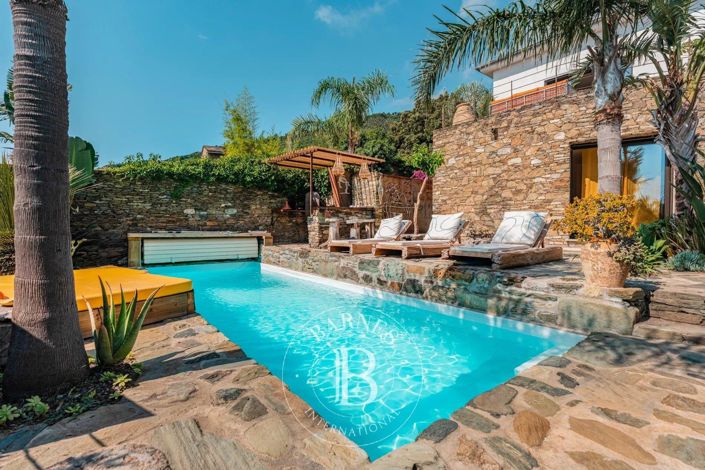 Image No.3-4 Bed House for sale