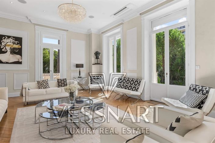 Image No.8-Maison de 10 chambres à vendre à Cannes