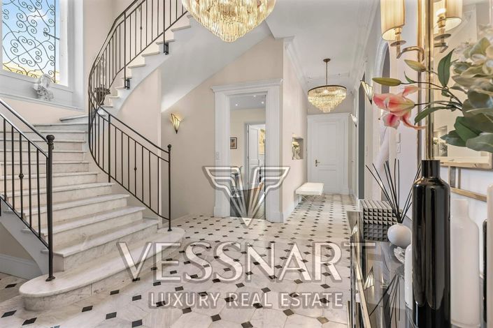 Image No.9-Maison de 10 chambres à vendre à Cannes