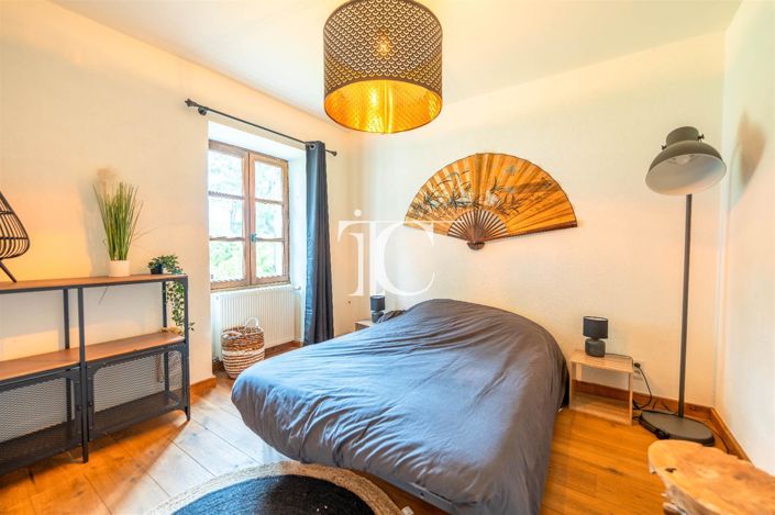 Image No.13-6 Bed House for sale