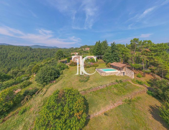 Image No.19-6 Bed House for sale