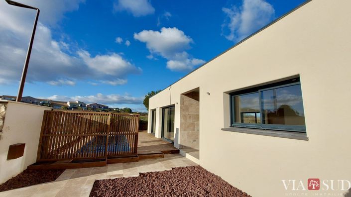 Image No.16-3 Bed Property for sale