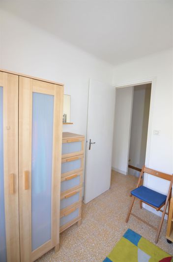 Image No.17-3 Bed House for sale