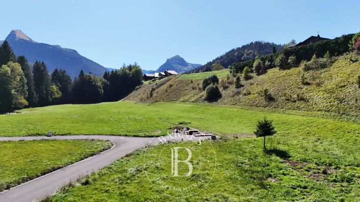 Image No.12-5 Bed House for sale