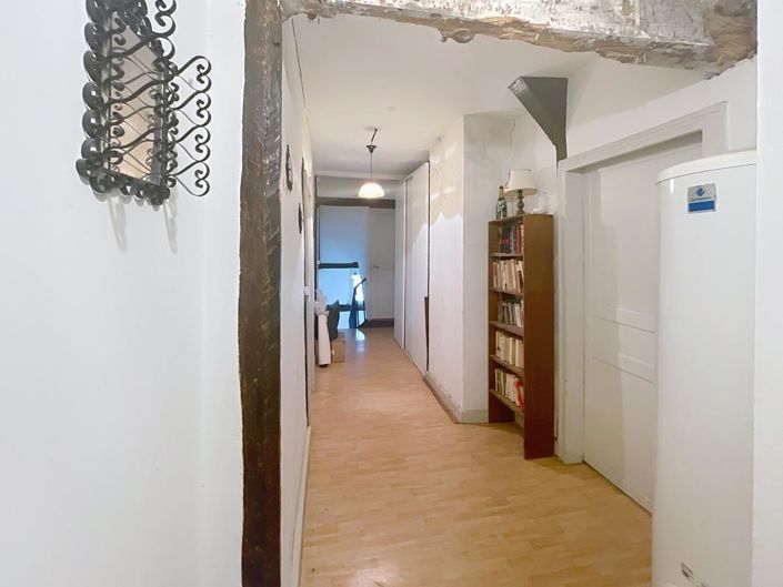 Image No.10-7 Bed House for sale