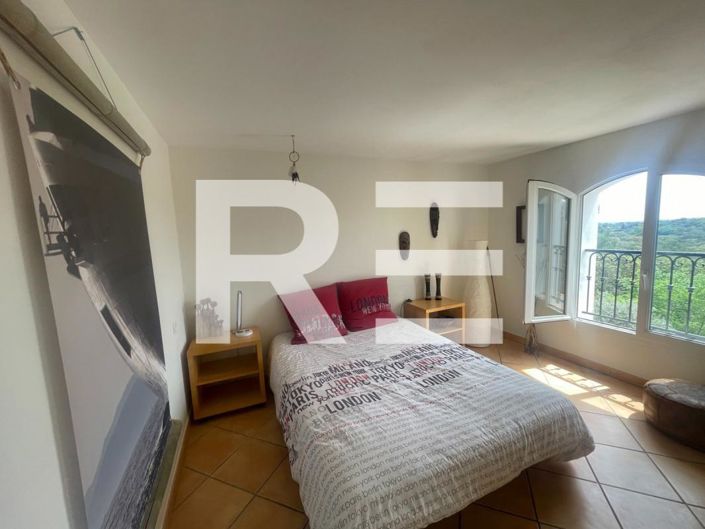 Image No.7-4 Bed House for sale