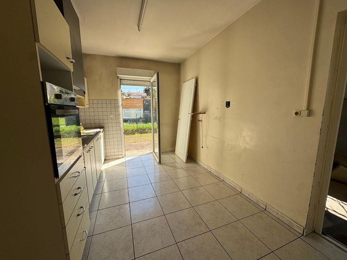 Image No.7-3 Bed House for sale