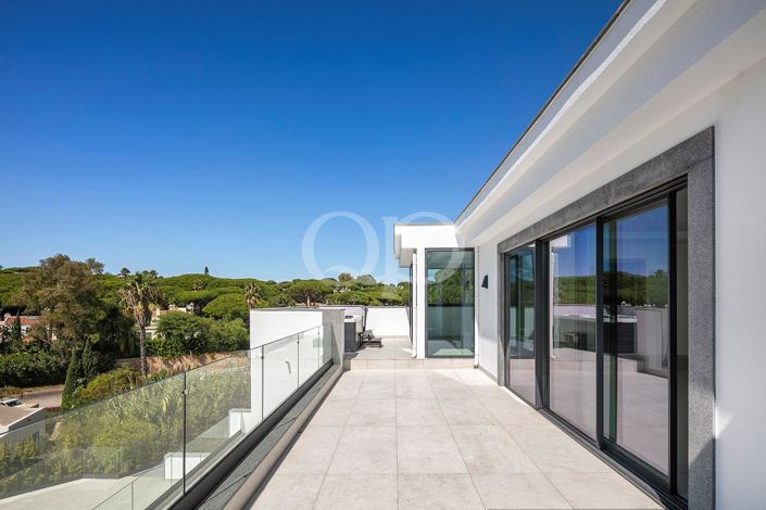 Image No.35-4 Bed House for sale