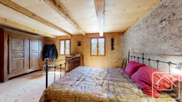 Image No.15-3 Bed House for sale