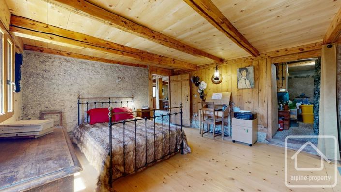 Image No.17-3 Bed House for sale