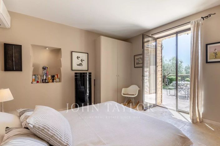 Image No.11-5 Bed House for sale