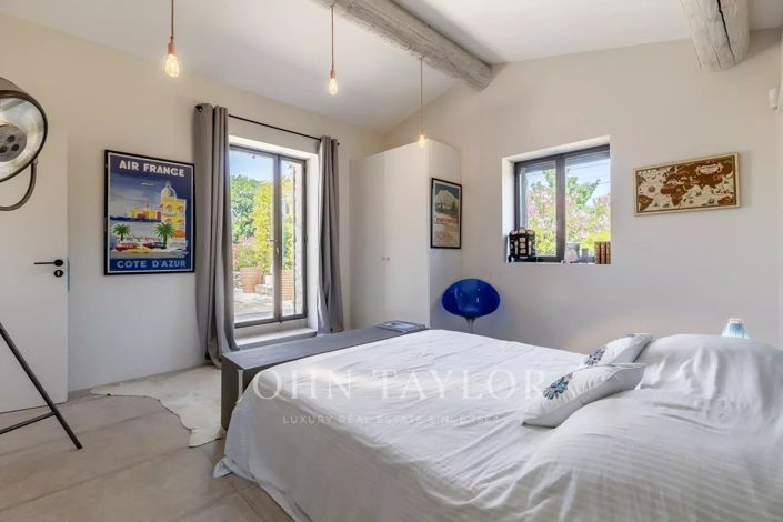 Image No.15-5 Bed House for sale