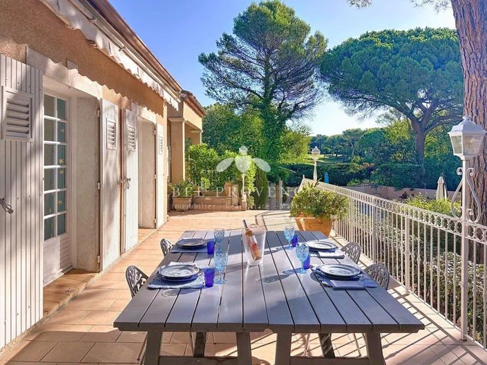 Image No.6-5 Bed House for sale