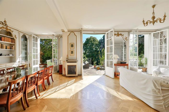 Image No.2-6 Bed House for sale