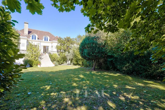 Image No.6-6 Bed House for sale