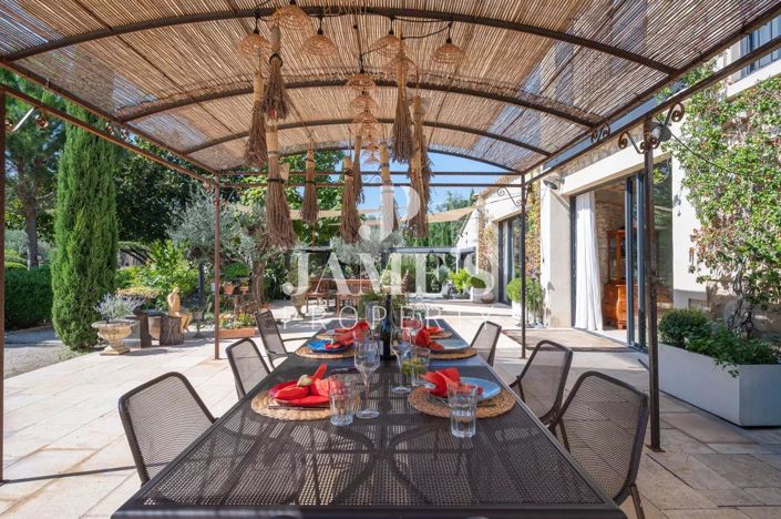 Image No.3-6 Bed House for sale