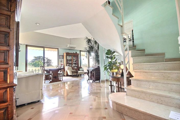 Image No.5-3 Bed Apartment for sale