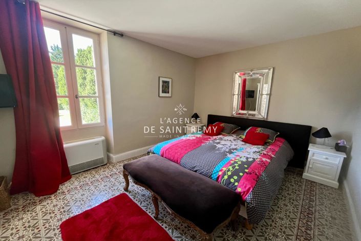 Image No.11-6 Bed House for sale