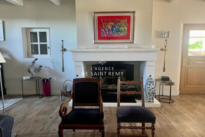 Image No.9-6 Bed House for sale