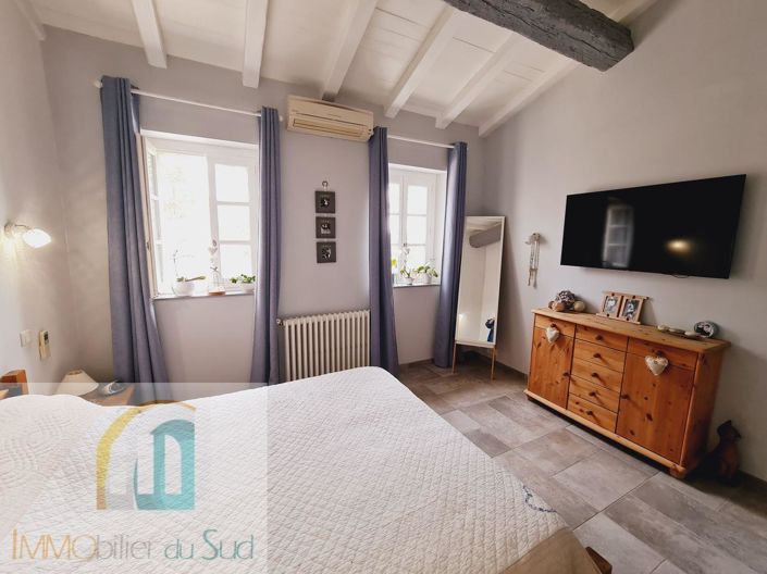 Image No.21-3 Bed House for sale