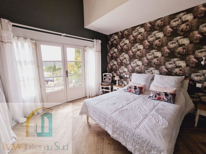 Image No.25-3 Bed House for sale