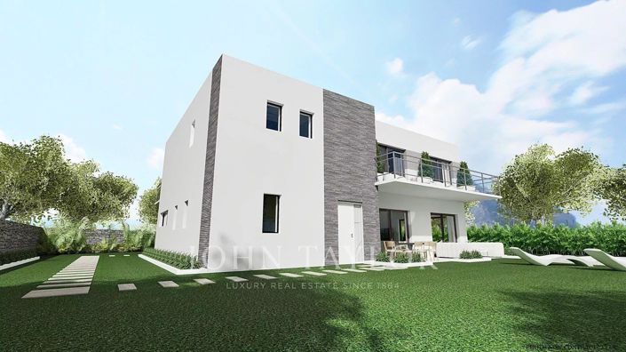 Image No.5-5 Bed House for sale