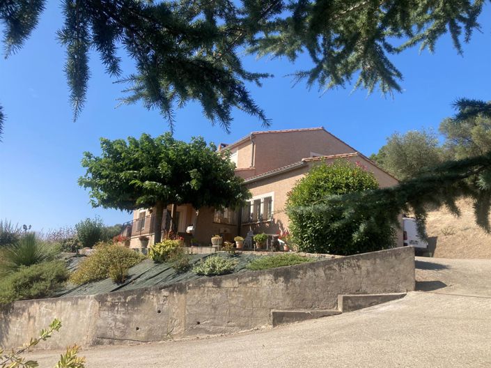 Image No.1-4 Bed House for sale