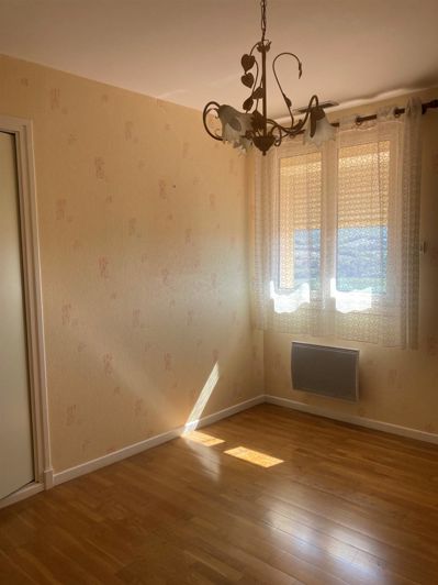 Image No.11-4 Bed House for sale