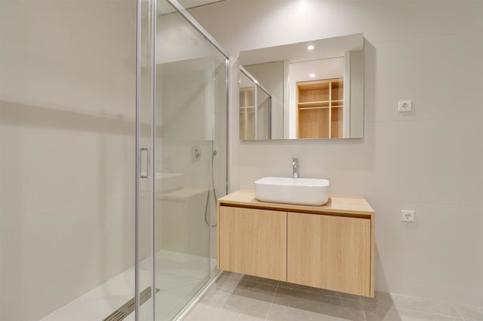 Image No.12-2 Bed Apartment for sale