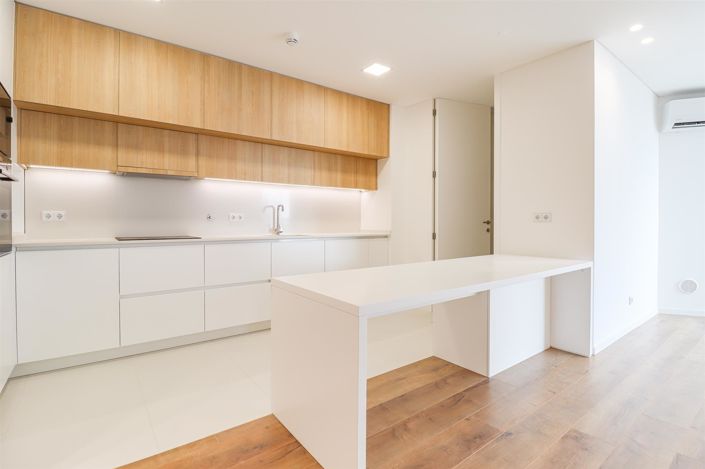 Image No.19-2 Bed Apartment for sale