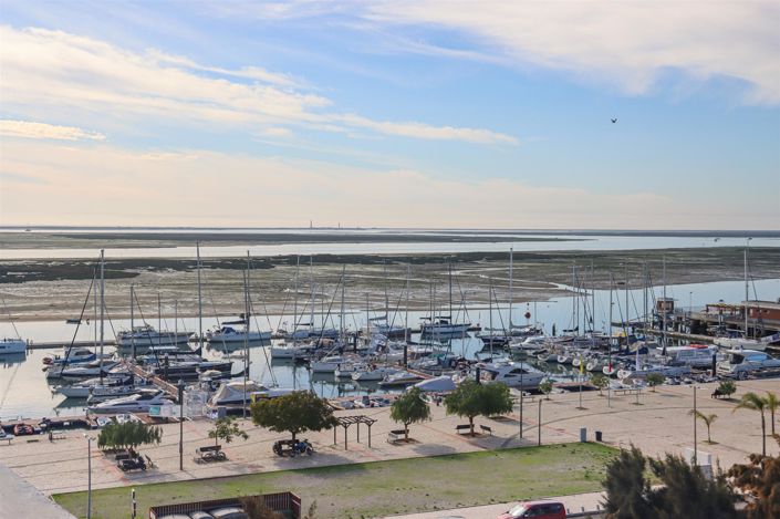 Image No.25-2 Bed Apartment for sale