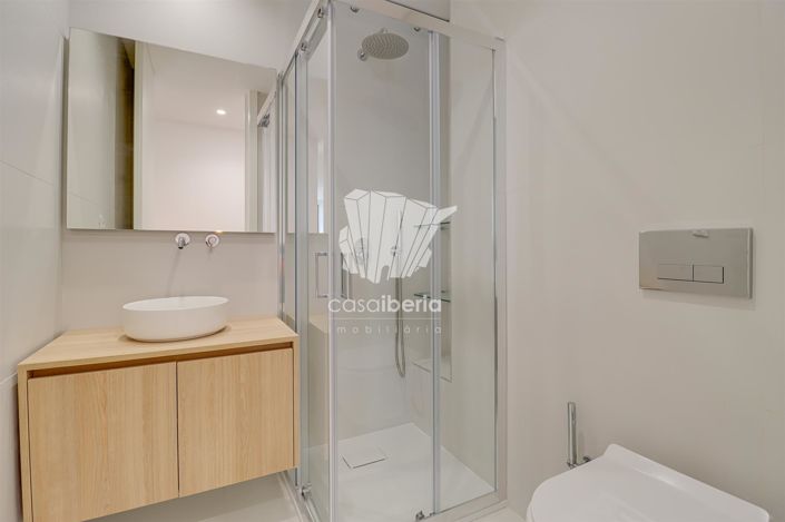 Image No.12-2 Bed Apartment for sale