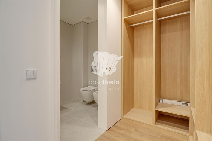 Image No.15-2 Bed Apartment for sale