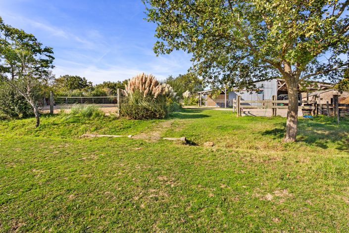 Image No.11-1 Bed House for sale