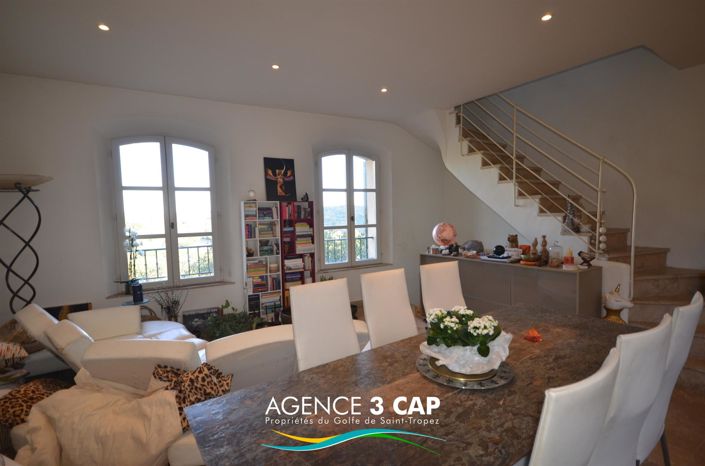 Image No.3-2 Bed House for sale