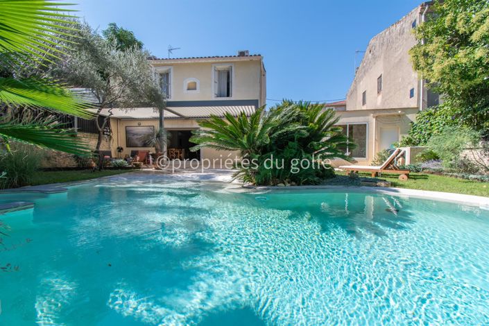 Image No.1-5 Bed House for sale