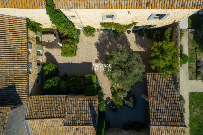 Image No.11-8 Bed House for sale