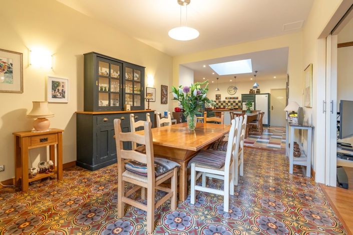 Image No.17-4 Bed House for sale