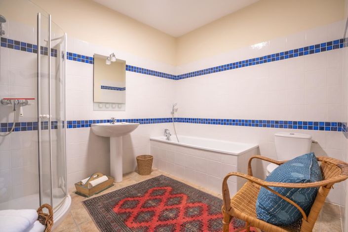 Image No.32-4 Bed House for sale