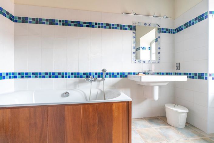 Image No.36-4 Bed House for sale