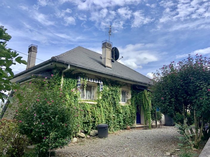 Image No.1-3 Bed House for sale