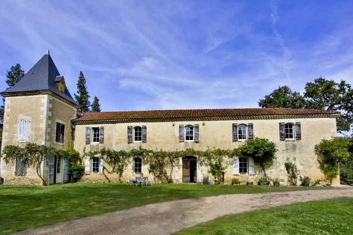 Image No.2-4 Bed House for sale