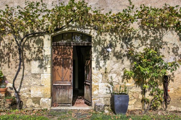 Image No.4-4 Bed House for sale