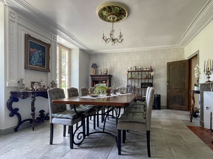 Image No.9-4 Bed House for sale