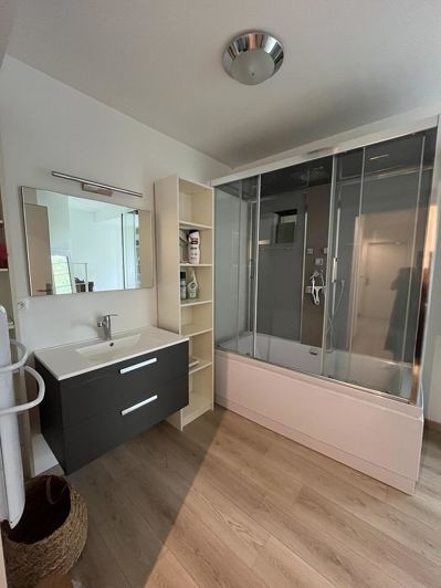 Image No.7-5 Bed House for sale