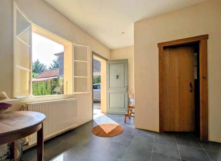 Image No.6-3 Bed House for sale