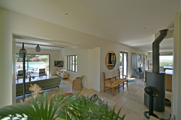 Image No.5-4 Bed House for sale