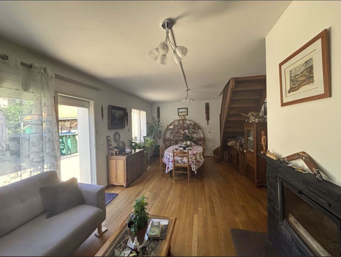 Image No.6-4 Bed House for sale